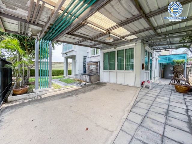 *****บ้านเดี่ยวมือสองย่านปทุมธานี ม.พฤกษาวิลเลจ30 เดอะซีซั่น แจ้งวัฒนะ-ราชพฤกษ์ หลังมุม! เนื้อที่กว้างขวางเกือบ 61 ตร.ว. ฟังก์ชัน 3 ห้องนอน 2 ห้องน้ำ 2 ที่จอดรถ บนทำเลยอดเยี่ยม เชื่อมต่อถ.345, ถ.ชัยพฤกษ์, ถ.แจ้งวัฒนะ ใกล้เมืองทองธานี และทางด่วน "แจ้งวัฒนะ" จองเลย!